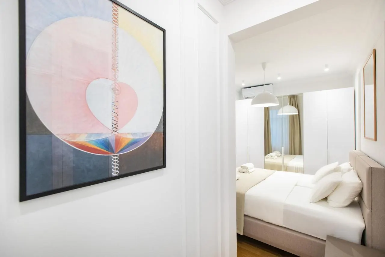 Majestic 4Br/4Bath Apartment In Sagrada Familia Area Barcelona 0*,