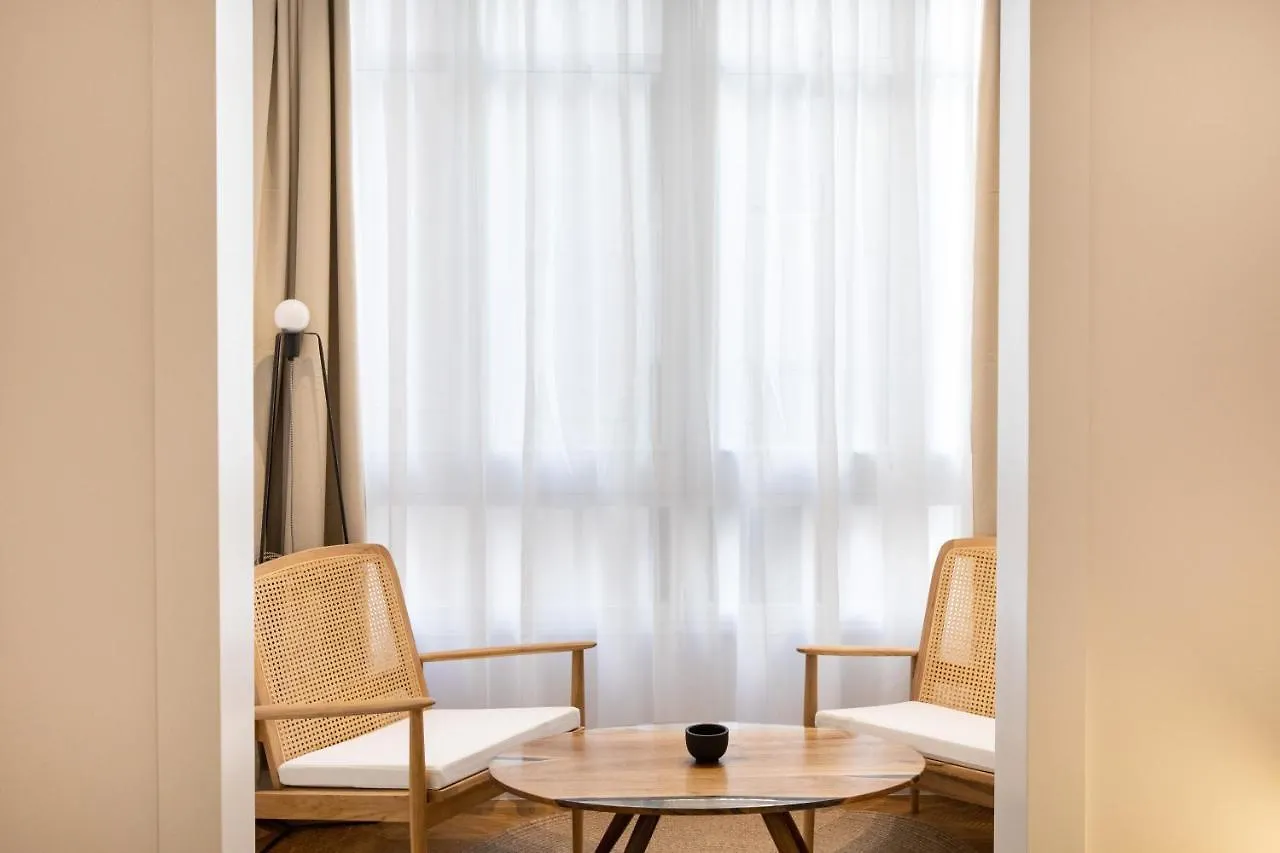 Majestic 4Br/4Bath Apartment In Sagrada Familia Area Barcelona